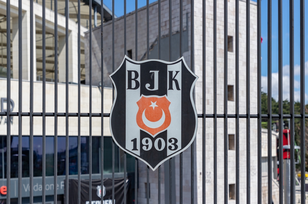 Besiktas lining up January offer for Manchester United player – Keen on winter reinforcement