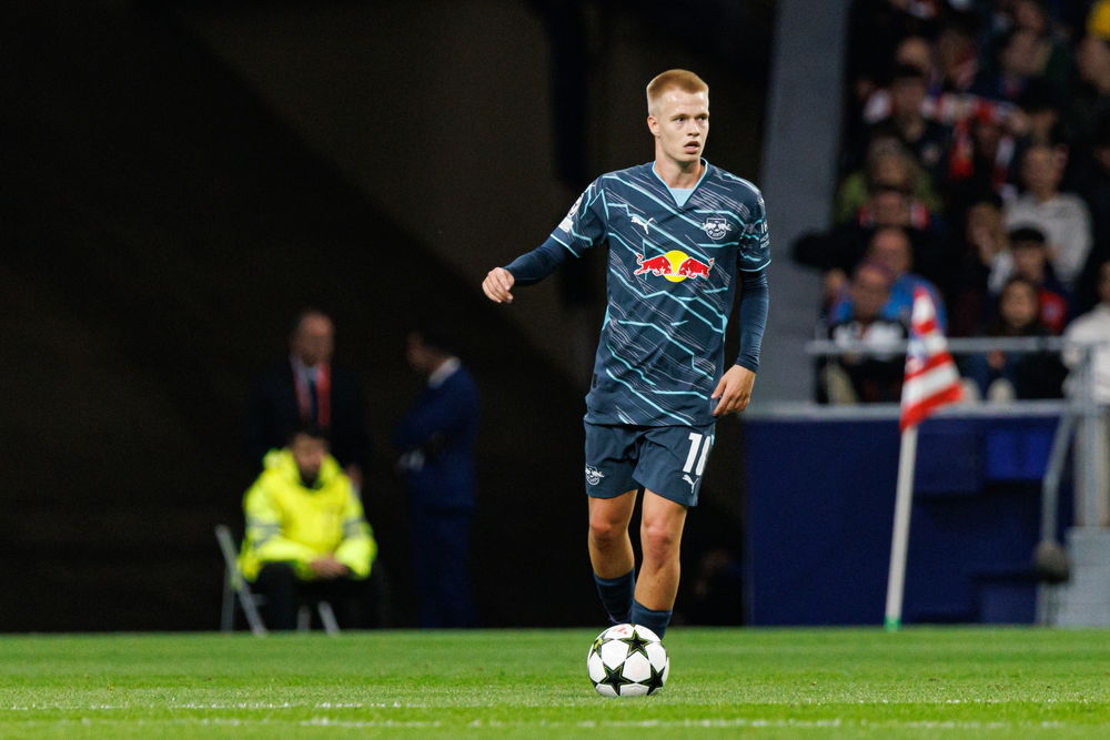 Player warned against Chelsea and Manchester United – “Will ruin his career” if he joins